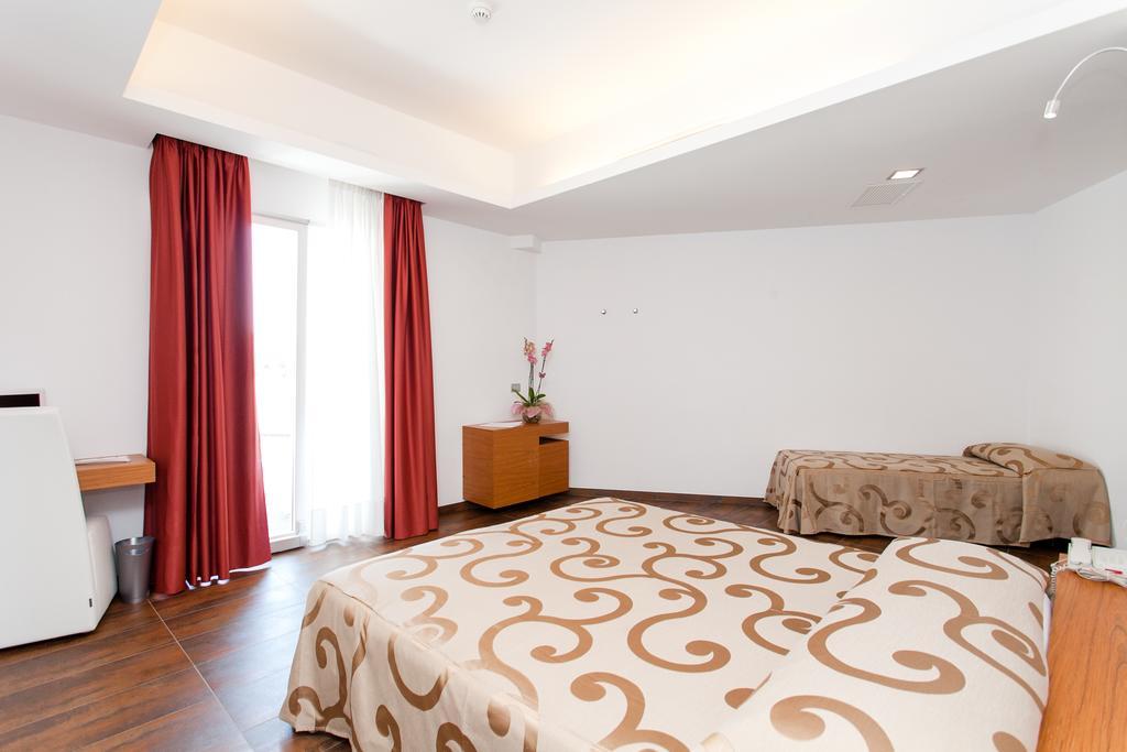 Hotel Scialì Vieste Esterno foto